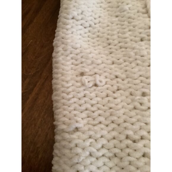 Threshold white cable stitch throw blanket - Picture 4 of 4